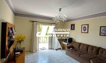 Imagem 6: Casa de condomínio para venda possui 225 metros quadrados com 3 quartos