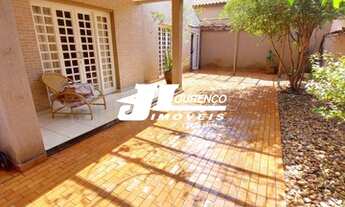 Imagem: Casa de condomínio para venda possui 225