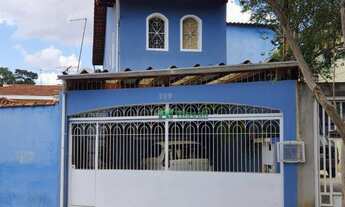 Imagem: Casa com 3 dormitórios, 1 suíte, 2 vagas