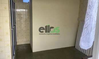 Imagem 6: Casa em via pública com 4 dormitórios, 1 suites, 196 m² construído (duas casa, frente e fu