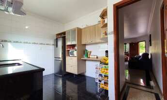 Imagem 3: Casa com 03 suítes em Condomínio Fechado no Alto da Glória em Macaé