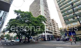 Imagem: JK junto à Santa Casa Centro Histórico
