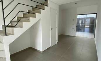 Imagem 6: Sobrado à venda no bairro Jardim Iririú - Joinville/SC