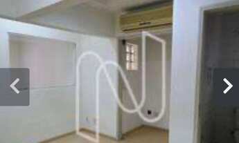 Imagem 6: Sobrado comercial, com piso inferior de 270m² e piso superior com 149m²