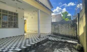 Imagem 3: Casa Há aproximadamente 500 metros da igreja de Fátima