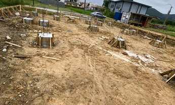 Imagem 6: Casa para Venda em Florianópolis, Carianos, 3 dormitórios, 2 suítes, 2 banheiros, 1 vaga