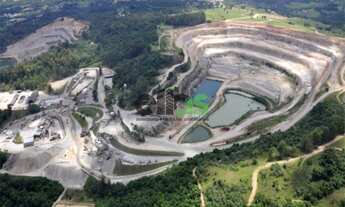 Imagem: ÁREA de TERRENO de 178.400 m² à venda