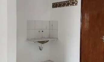 Imagem 3: Apartamento com 1 dormitório para alugar, 45 m² por R$ 500,00/mês - Lagoa Redonda - Fortal