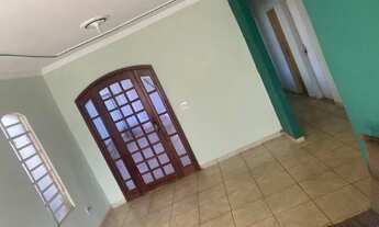 Imagem 3: Casa sobrado em Valparaíso de Goiás na Etapa B, seis quartos sendo seis suítes