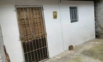 Imagem: Alugo casa com 2 quartos sala cozinha e