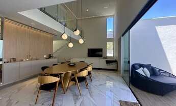 Imagem: Casa Ampla e mobiliada em condomínio fechado