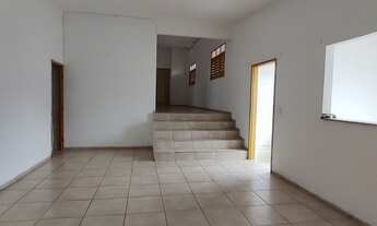 Imagem 3: Excelente casa no expedicionário 3 quartos mais dependência de empregados