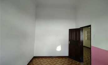 Imagem 5: Casa com 04 quartos amplos, 02 salas amplas e um terraço coberto. Excelente localização n