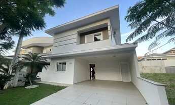 Imagem 5: Sobradão com 4 Dormitórios + Piscina e Área Gourmet [Pintado e Reformado recentemente