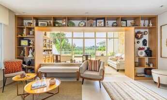 Imagem 4: Casa a venda na Granja Viana cond Terrado Madeira