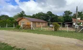 Imagem: Lindo Casa com 3 dormitórios e piscina