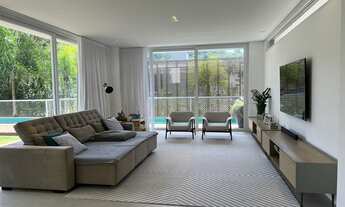 Imagem 5: Linda casa em Condomínio Alto Padrão no Cacupé com 5 Suítes e 488,00 m²