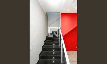 Imagem 5: Casa para Aluguel - Jardim Teresa, 2 Quartos, 180 m2