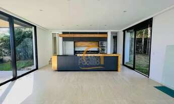 Imagem 7: Casa localizada em condomínio vila com apenas 3 casas de alto padrão, próximo ao Centro de