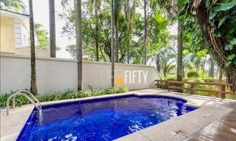 Imagem 4: Espetacular Casa em Condomínio de Alto-Padrão próximo da Chácara Flora com 4 suítes/Piscin