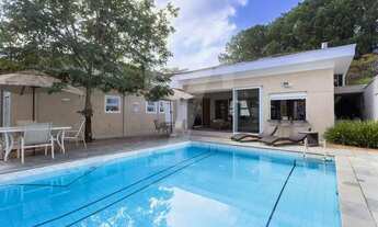 Imagem: Casa térrea em Alphaville à venda com