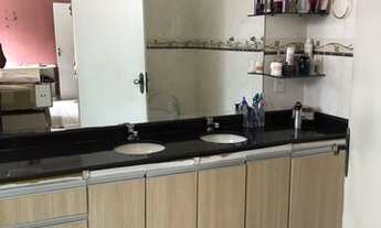 Imagem 7: Alugo Casa Mobiliada em Cond. Fechado com 5 suites, sala para 2 ambientes e 4 vagas