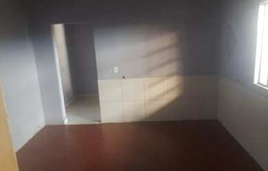 Imagem 4: Alugo Barracão fundos no setor dos funcionários, ao lado da praça A campinas centro oeste