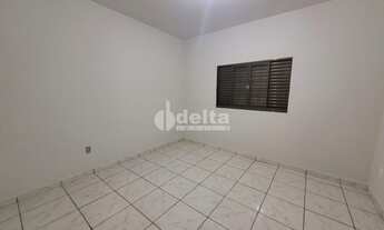 Imagem 5: Casa para aluguel, 3 quartos, 1 suíte, 2 vagas, Santa Luzia - Uberlândia/MG