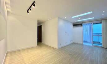 Imagem 2: Apartamento para Locação em Niterói, São Francisco, 2 dormitórios, 1 suíte, 3 banheiros, 1