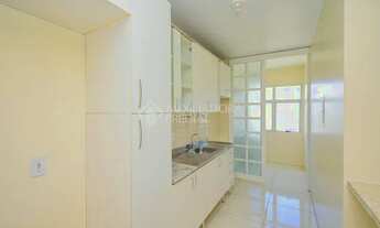 Imagem 7: PORTO ALEGRE - Apartamento Padrão - Partenon