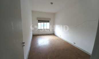 Imagem 2: Prédio comercial na avenida Atlantica