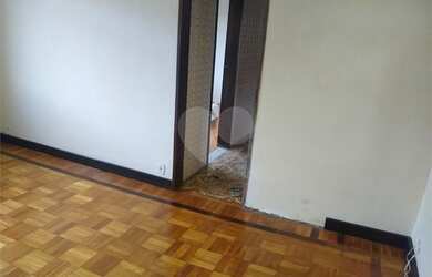 Imagem 7: Casa única no terreno