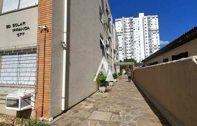 Imagem 2: Apartamento com 2 dormitórios para alugar, 74 m² por R$ 2.048,00/mês - Paternon - Porto Al