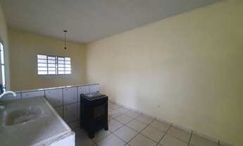 Imagem 2: Casa com 2 dormitórios para alugar, 60 m² por R$ 850,00/mês - Parque dos Eucaliptos - Mogi