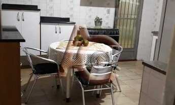 Imagem 6: Casa duplex em Irajá, com três quartos, aceitando financiamento bancário