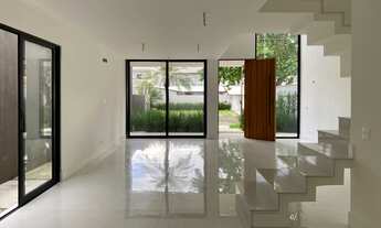 Imagem 5: Casa de condomínio para venda tem 350 metros quadrados com 3 quartos