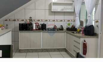 Imagem 5: Encantador Sobrado em Porto Belo: Oportunidade Única!