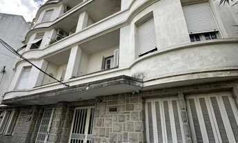 Imagem 3: Térreo com páteo! No bairro Bom Fim! Conheça hoje