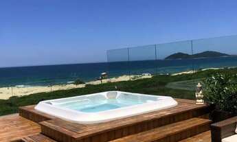 Imagem 2: Cobertura ampla frente mar, com 350m² Novo Campeche em Florianópolis SC