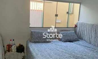 Imagem 3: Casa com 4 dormitórios à venda, 180 m² por R$ 580.000,00 - Jardim das Palmeiras - Uberlând