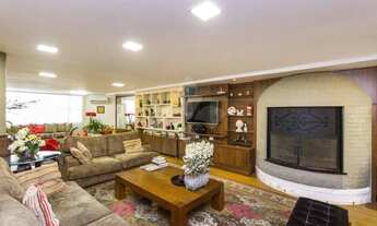 Imagem 7: Casa 07 dormitórios, 08 vagas de garagem junto ao Menino Deus