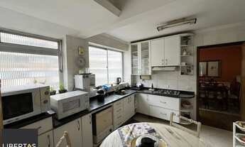 Imagem 3: Apartamento de dois quartos com suíte no bairro Menino Deus em Porto Alegre