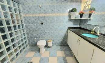 Imagem 4: Lindo sobrado na QNL 11 - Bloco J com 4 quartos