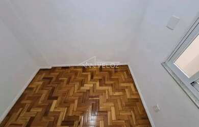 Imagem 2: Apartamento - / Residencial / Catete