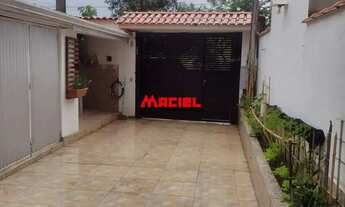 Imagem 3: Oportunidade Única: Sobrado + Casa Assobradada (Total 175m² de área construída