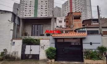 Imagem 6: Oportunidade Única: Sobrado + Casa Assobradada (Total 175m² de área construída