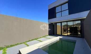 Imagem 2: Casa Triplex em Balneário Camboriú