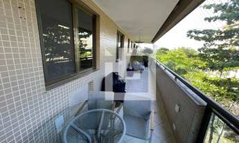 Imagem 2: BARRA DA TIJUCA - JUNTO AO MAR - MOBILIADO - 160M² - VARANDA - 3QUARTOS(SUÍTE) - ARMÁRIOS