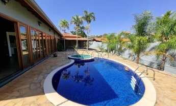 Imagem: Casa à venda com 4 suítes na Colinas do