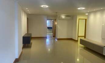 Imagem 2: Apartamento para venda com 150 metros quadrados com 3 quartos em Ponta Verde - Maceió - AL